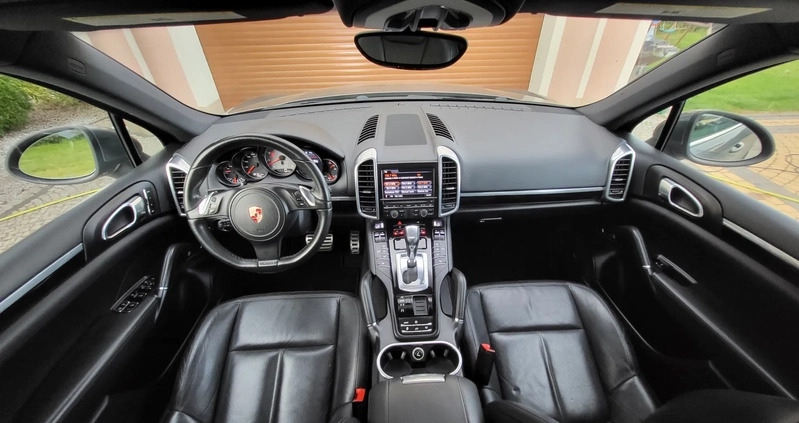 Porsche Cayenne cena 67700 przebieg: 221900, rok produkcji 2011 z Kałuszyn małe 742